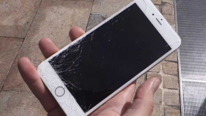 Vakkundig scherm van iPhone 7 laten vervangen: een slimme keuze